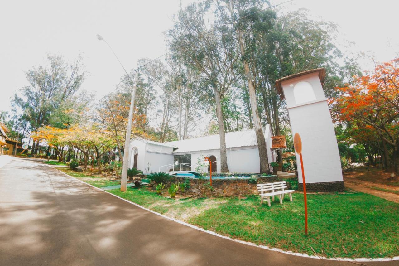 Villa Verde Hotel Avare Exterior photo